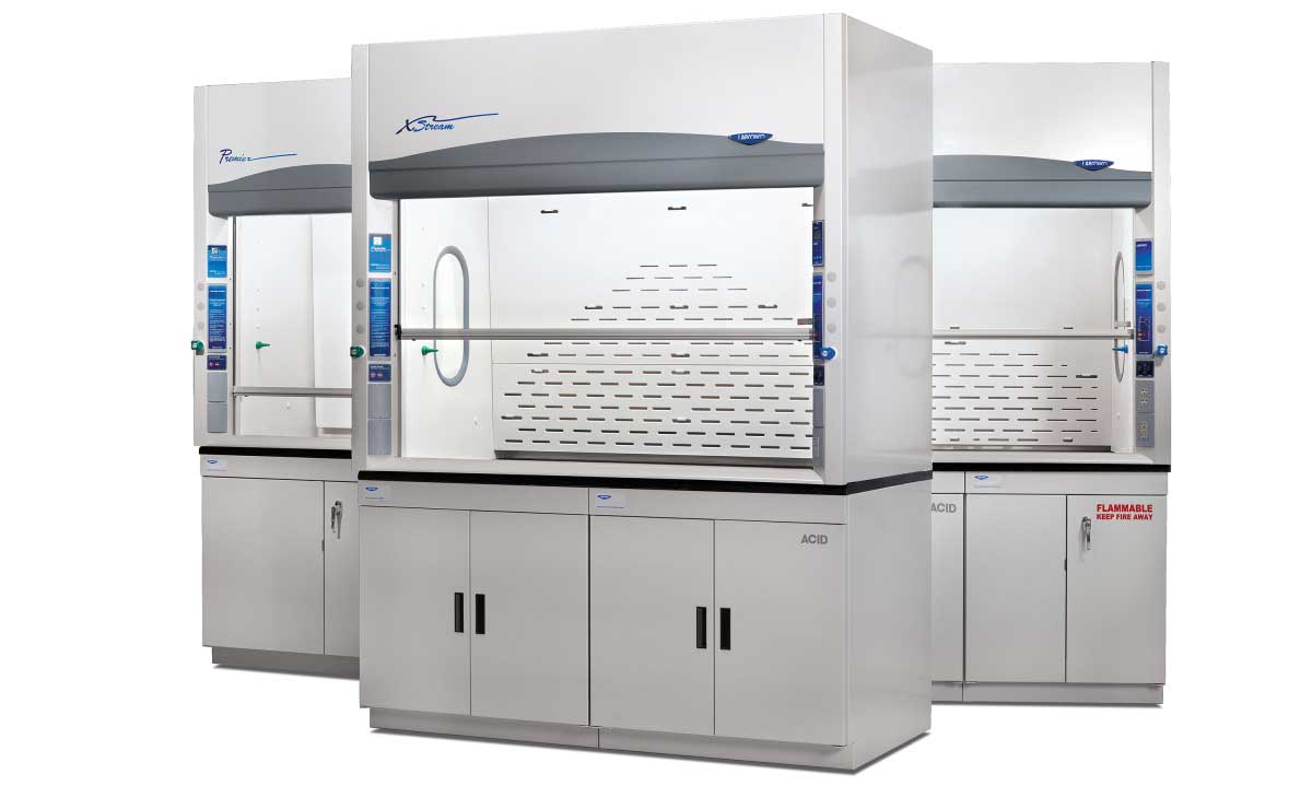 هود شیمیایی یا فیوم هود (Fume Hood) در آزمایشگاه چیست و چه کاربردی دارد؟